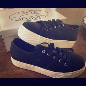 Steve Madden Emmi black 9.5